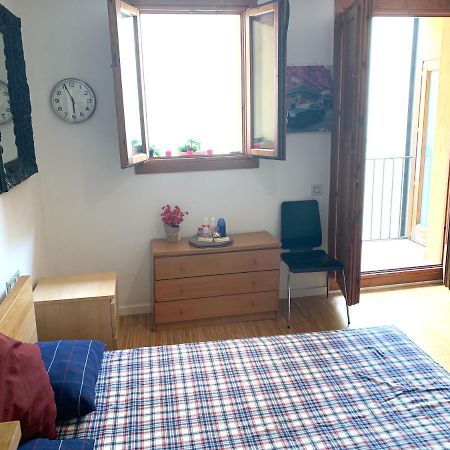 Apartment Next To Ramblas บาร์เซโลนา ภายนอก รูปภาพ